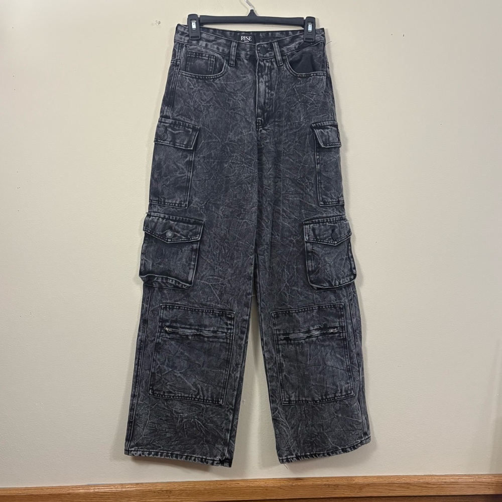 RISE Supply Co cargo Jeans size 7 black acid wash wide leg streetwear edgy baggy